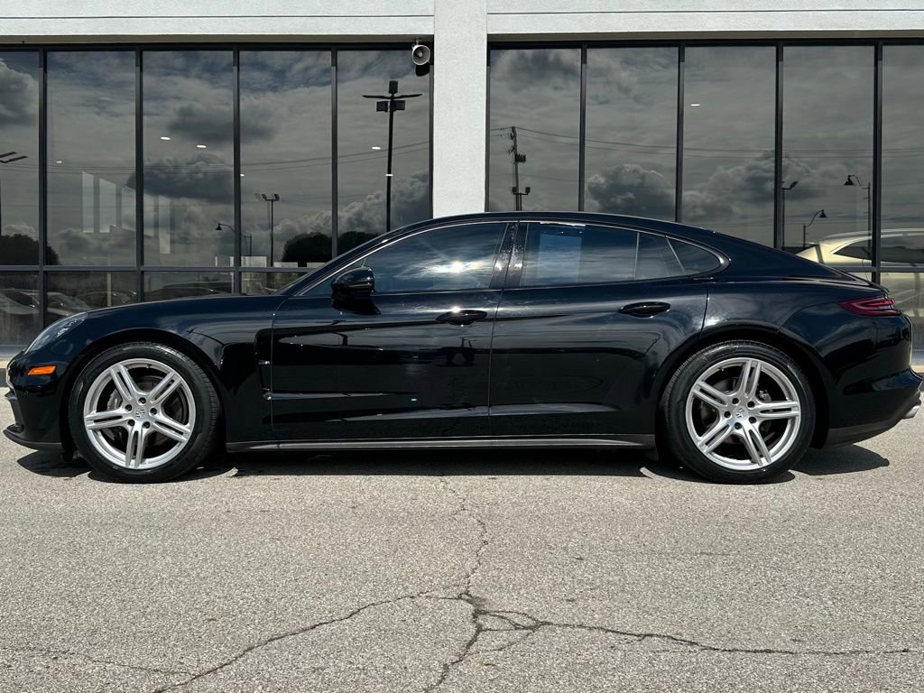 Used 2019 Porsche Panamera image 8
