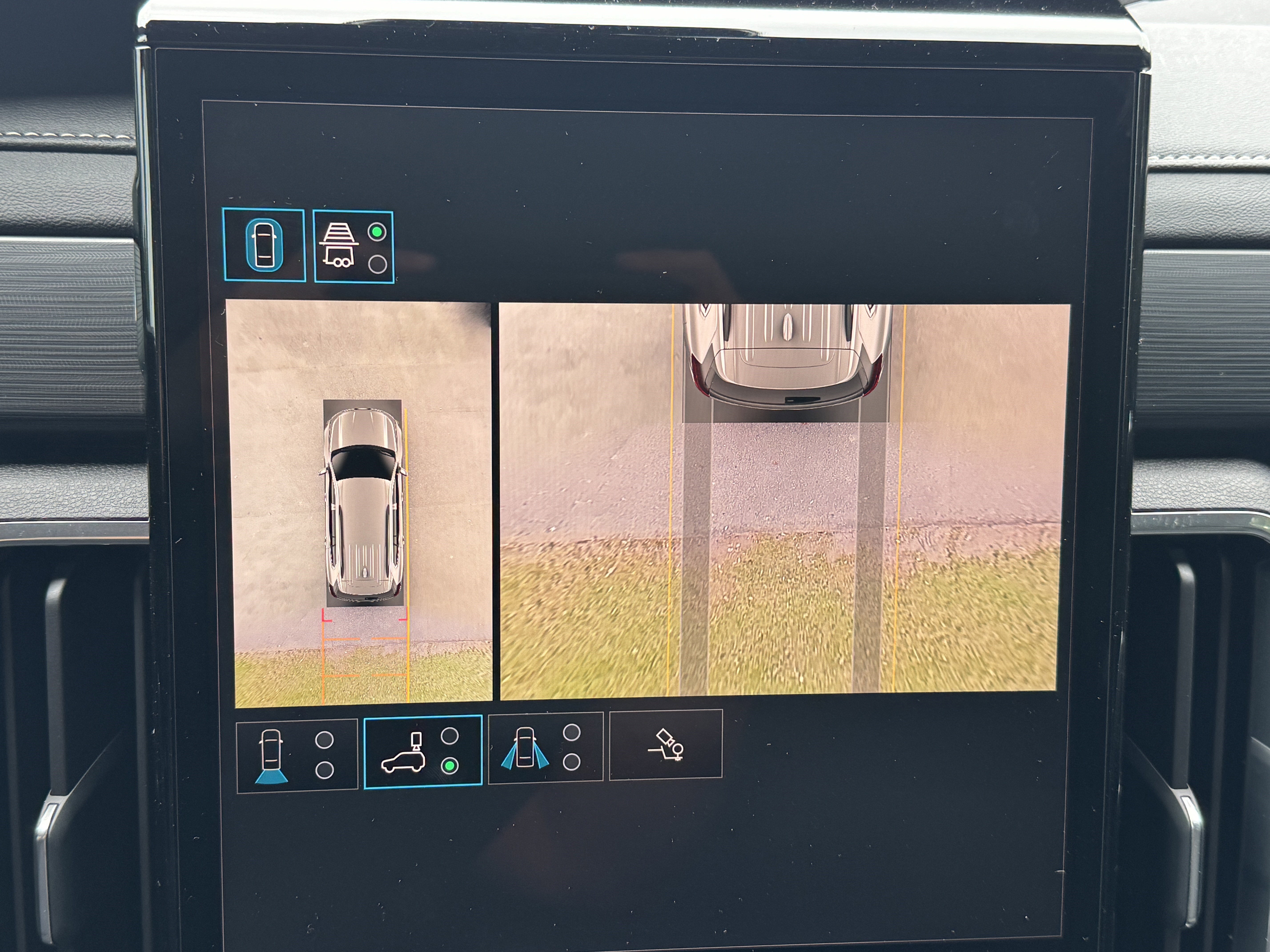 New 2026 GMC Acadia Elevation image 31