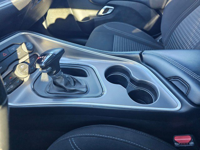 Used 2022 Dodge Challenger SXT RWD image 27