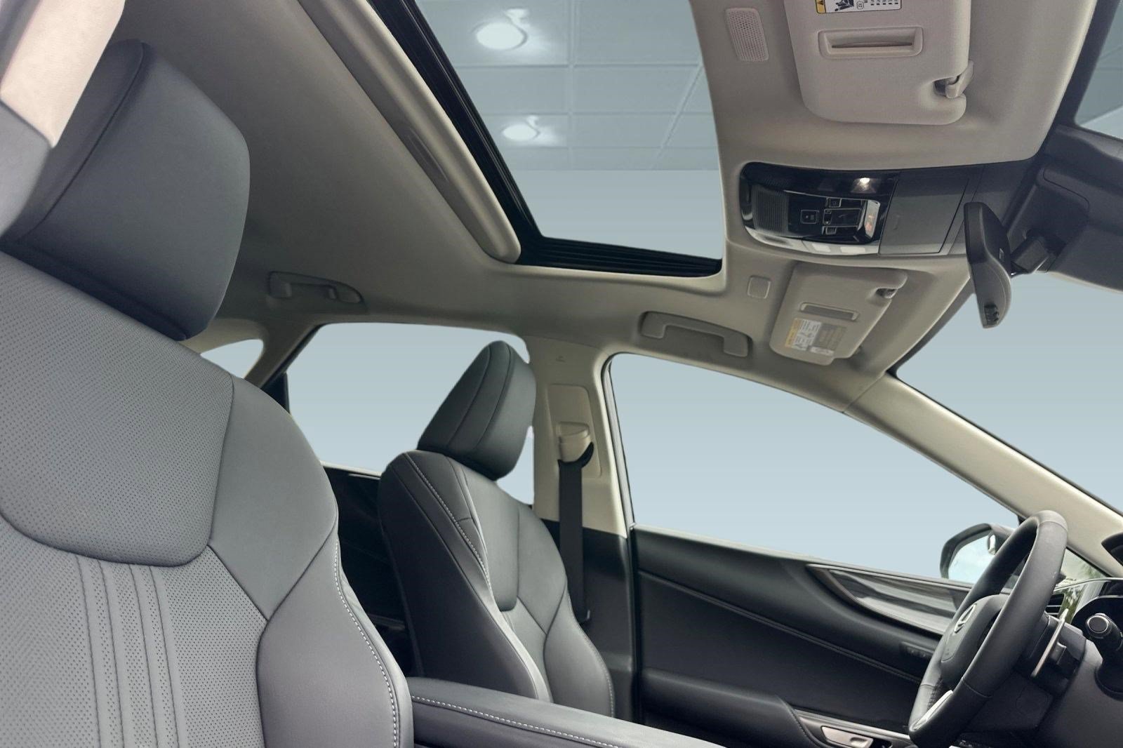 Certified 2026 Lexus NX 350 AWD w/ Accessory Package (Z1) image 30