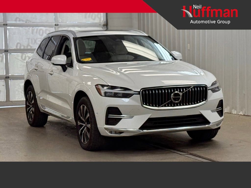 Used 2023 Volvo XC60 B5 Plus image 1