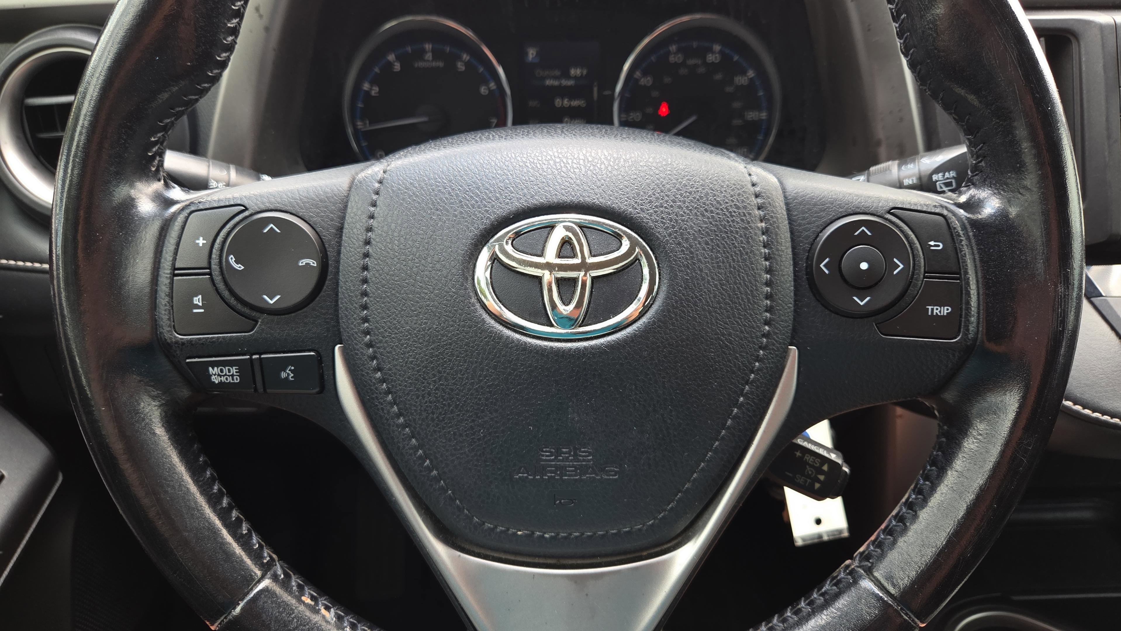 Used 2016 Toyota RAV4 XLE FWD image 26