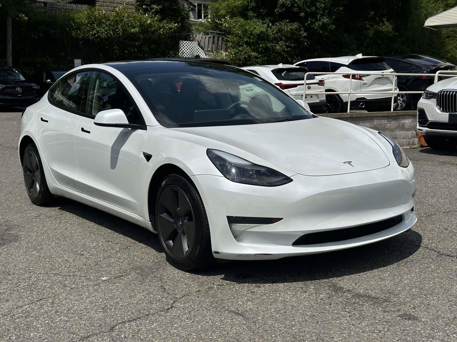 Used 2023 Tesla Model 3 Standard Range RWD image 1