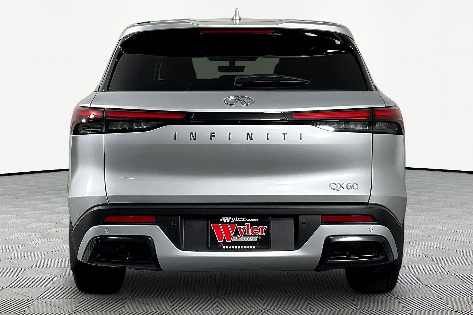 Used 2023 INFINITI QX60 Pure image 5