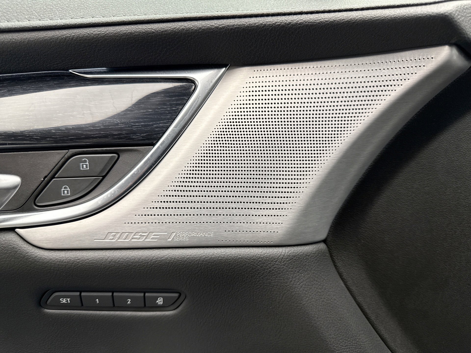 Used 2023 Cadillac XT5 Premium Luxury w/ LPO, Floor Liner Package AWD/4WD image 17