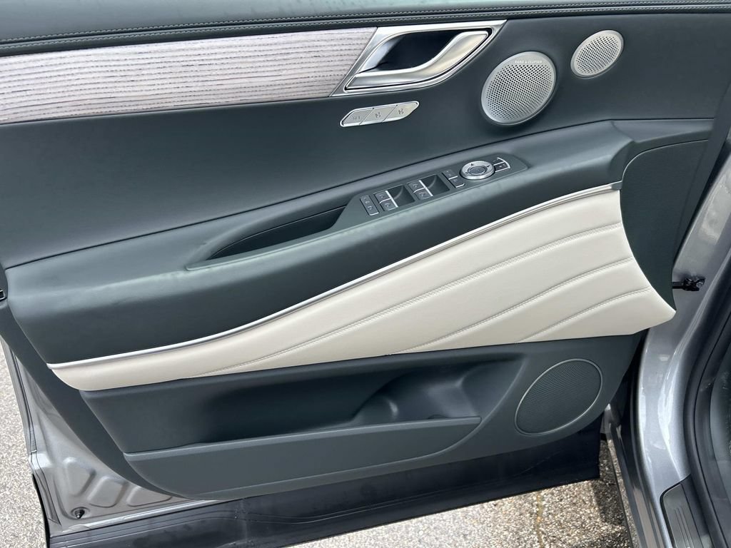 New 2026 Genesis GV80 2.5T Prestige AWD/4WD image 18