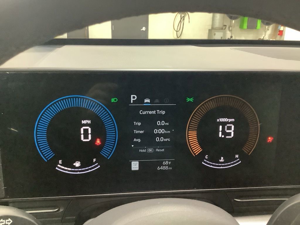 Used 2024 Hyundai Kona SEL image 9