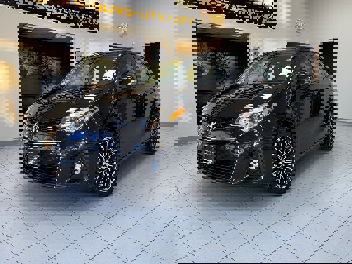 Used 2014 Toyota Corolla S image 2