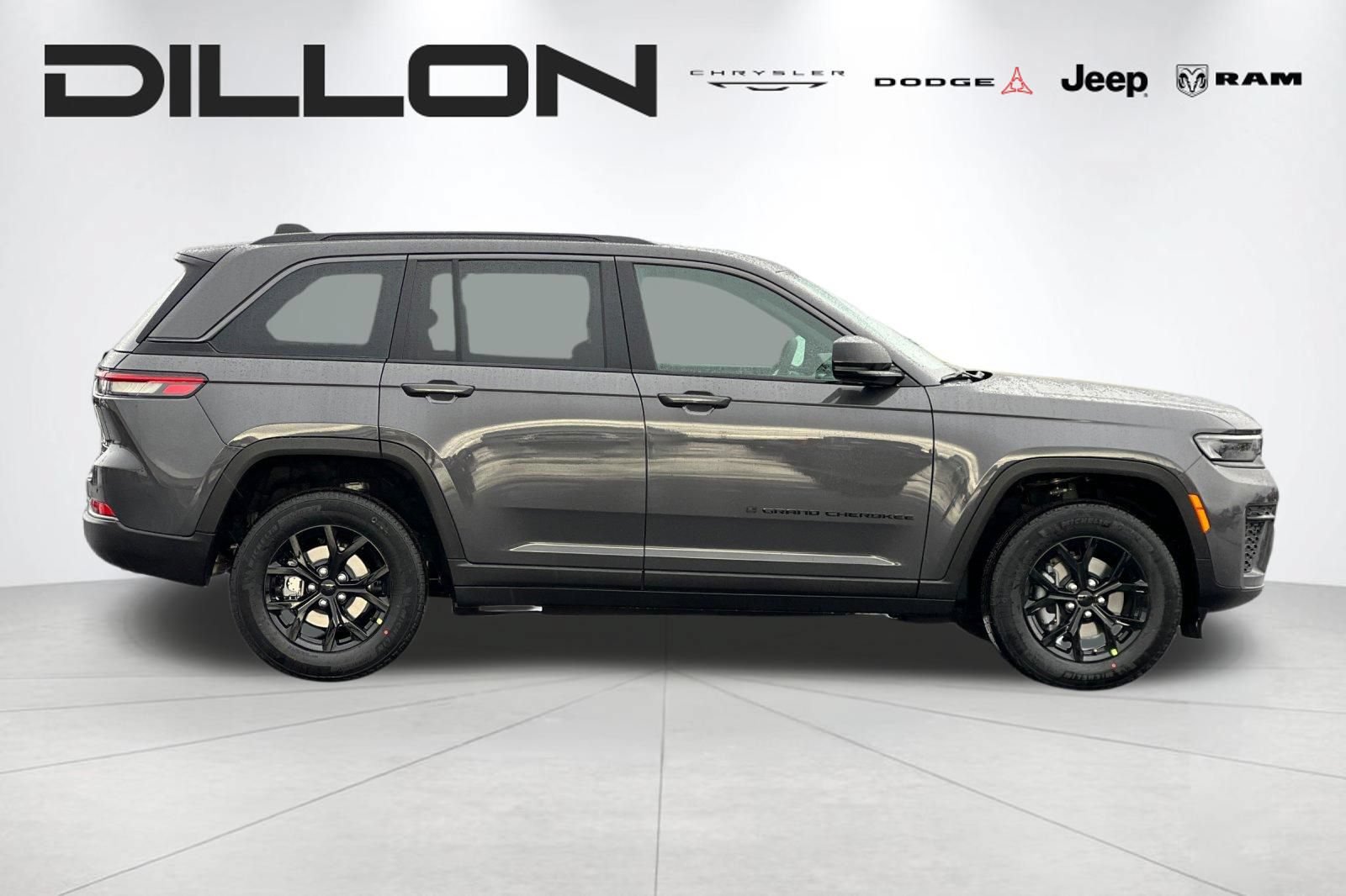New 2026 Jeep Grand Cherokee Altitude AWD/4WD video 2