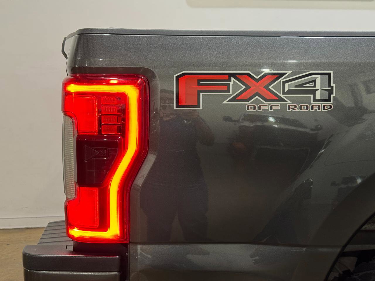 Used 2019 Ford F250 Platinum w/ Platinum Ultimate Package AWD/4WD image 67