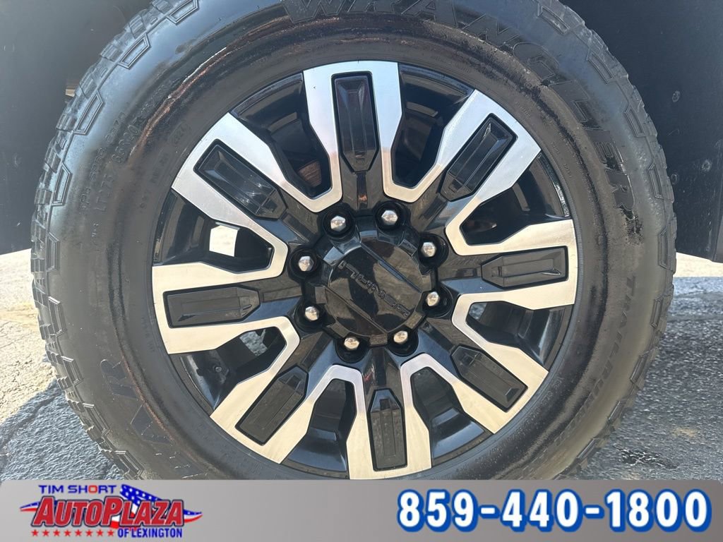 Used 2025 GMC Sierra 2500 Denali Ultimate AWD/4WD image 39