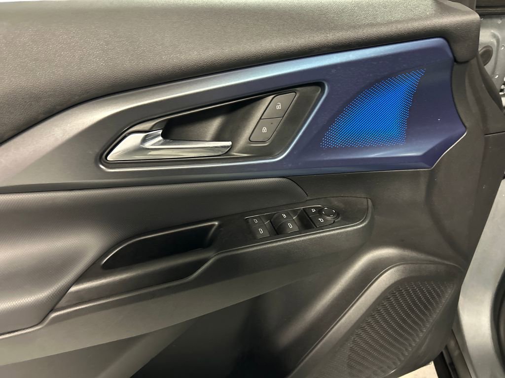 Used 2024 Chevrolet Equinox EV LT image 14