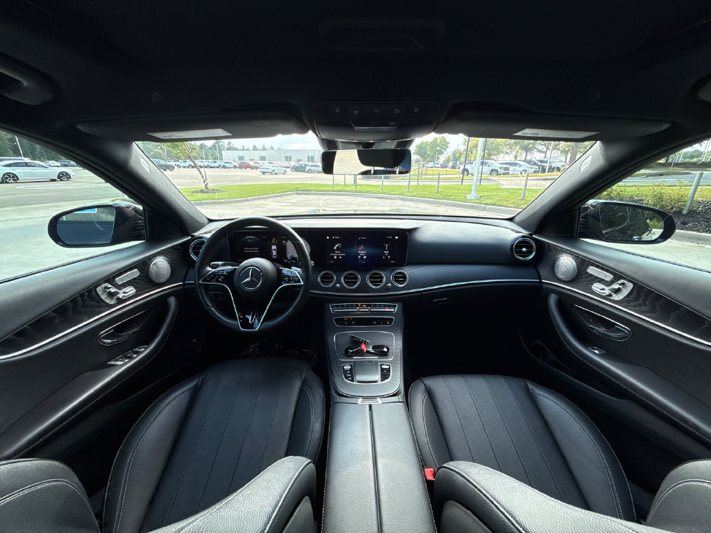 Used 2022 Mercedes-Benz E 350 Sedan image 16