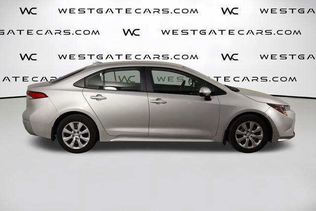 Used 2025 Toyota Corolla LE image 43