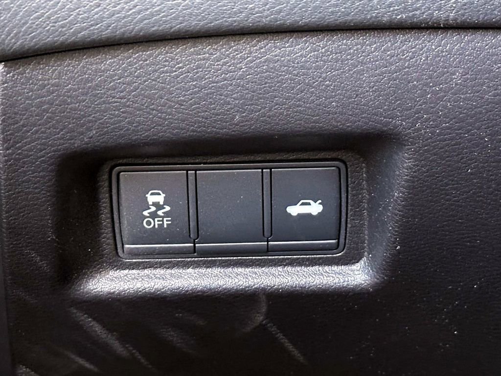 Used 2021 INFINITI Q50 Sensory w/ Cargo Package image 21