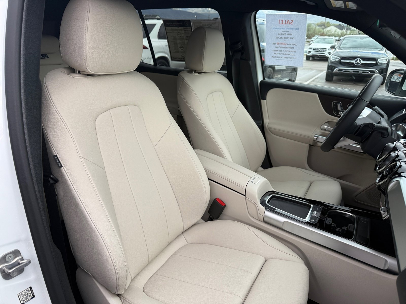 Certified 2026 Mercedes-Benz GLB 250 4MATIC image 18