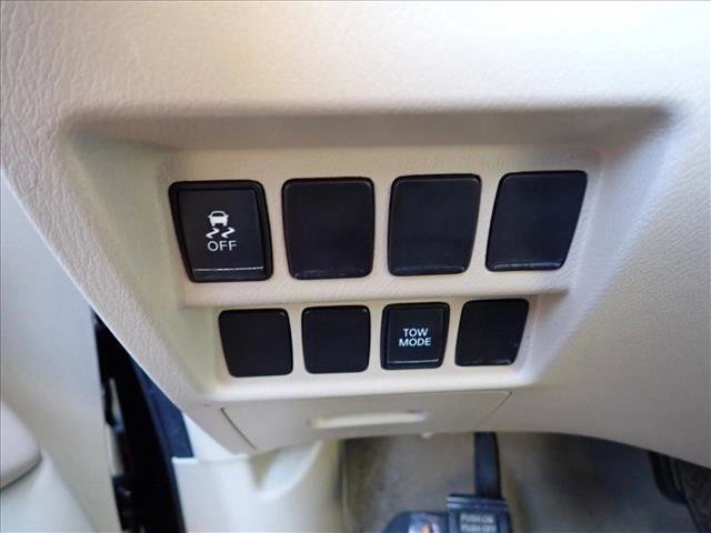 Used 2015 Nissan Pathfinder S image 13