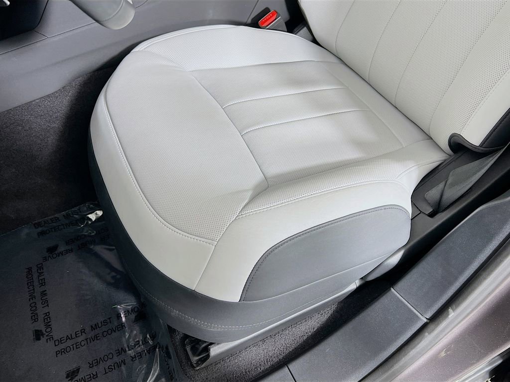 Used 2024 Land Rover Range Rover Sport Dynamic SE image 20