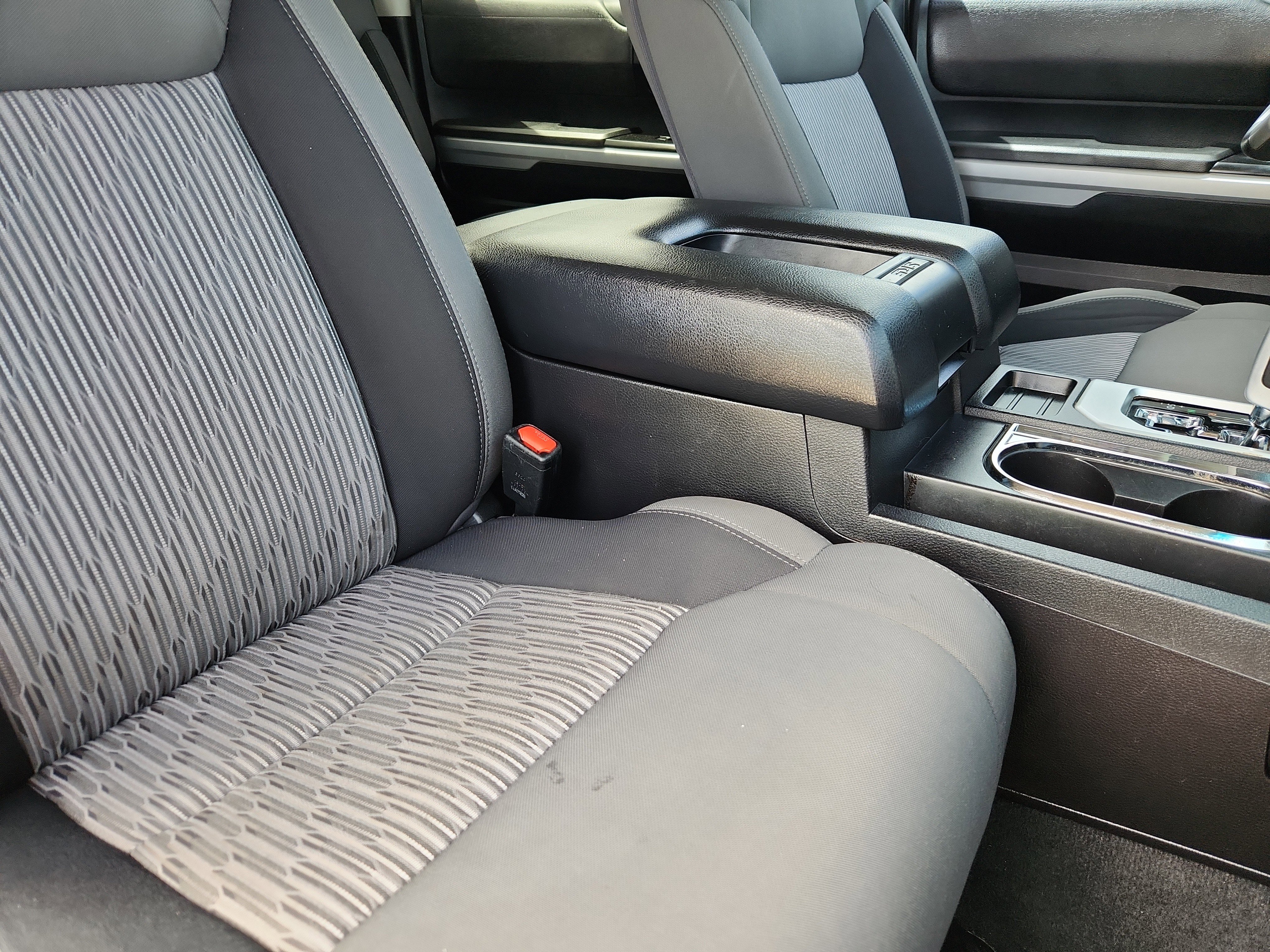 Used 2014 Toyota Tundra SR5 w/ TRD Off Road Package image 12