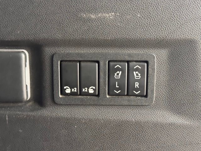 Used 2021 Chevrolet Tahoe High Country image 32