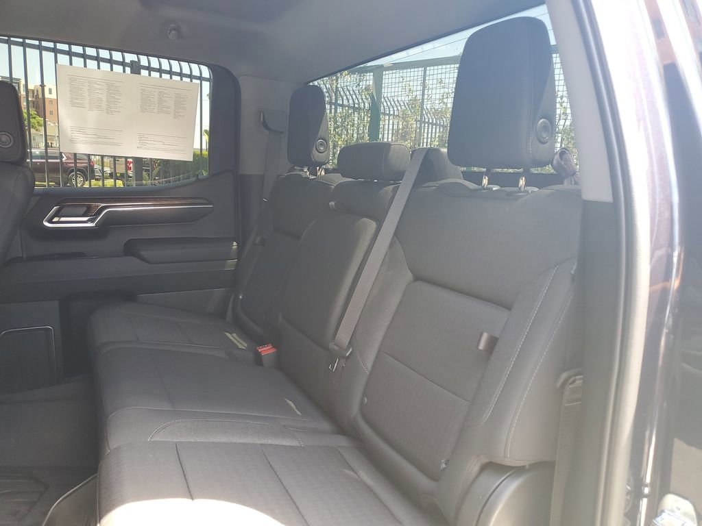 Used 2023 GMC Sierra 1500 Elevation w/ X31 Off-Road Package AWD/4WD image 13