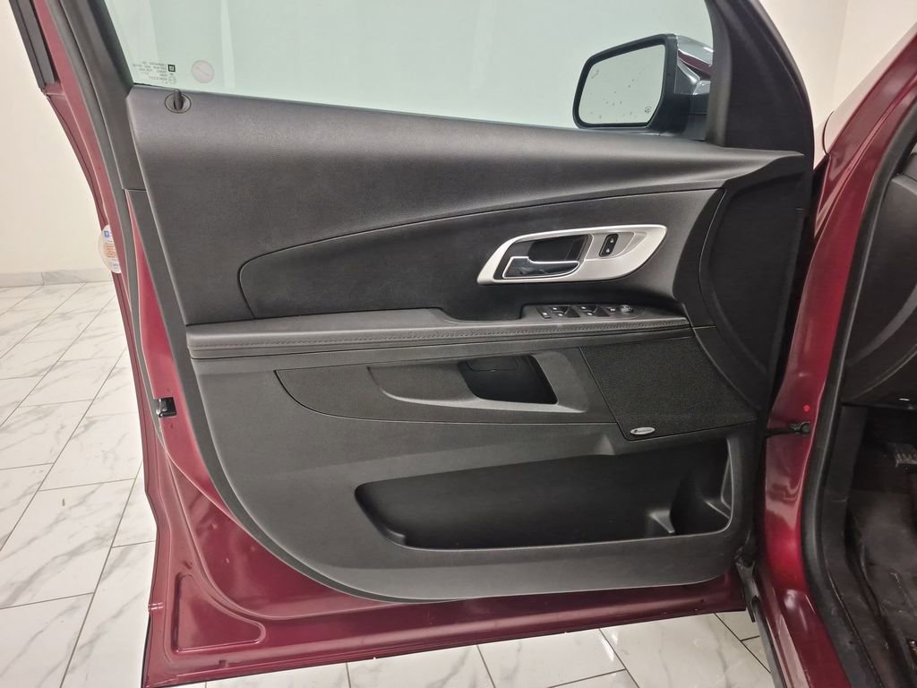 Certified 2016 Chevrolet Equinox LTZ w/ Enhanced Convenience Package image 23