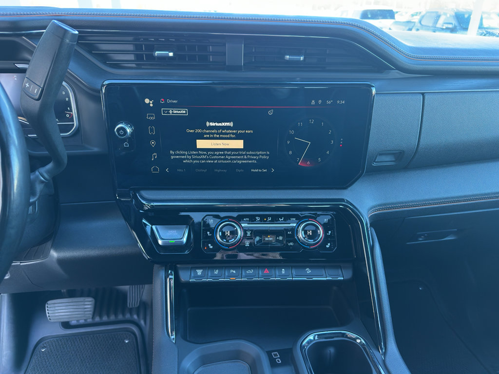 Used 2024 GMC Sierra 2500 AT4 w/ Technology Package image 21