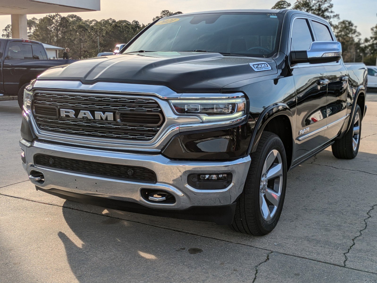 Used 2021 RAM 1500 Limited image 2