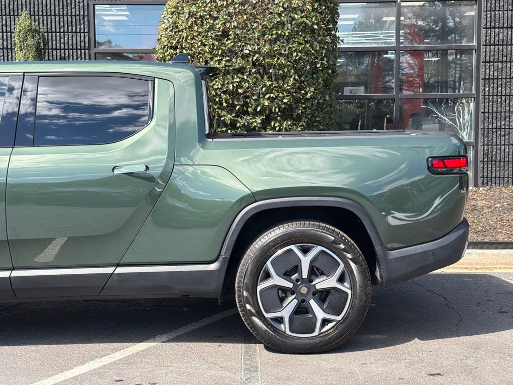 Used 2024 Rivian R1T Adventure image 11