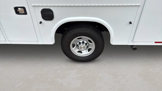 New 2025 Chevrolet Express 3500 w/ Power Convenience Package RWD image 18