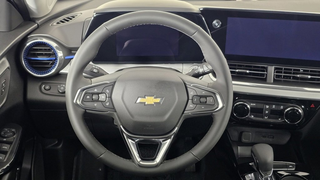 New 2025 Chevrolet Trax LT w/ Driver Confidence Package image 20