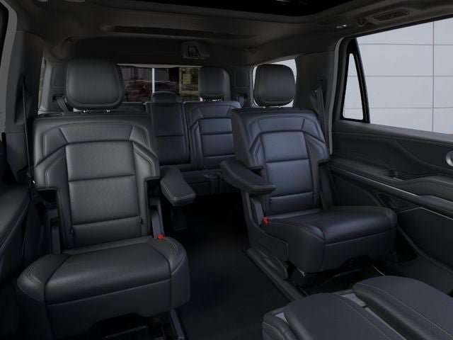 New 2025 Lincoln Navigator Reserve w/ Jet Appearance Package AWD/4WD image 11