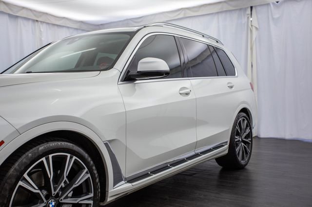 Used 2020 BMW X7 xDrive40i w/ Executive Package image 37