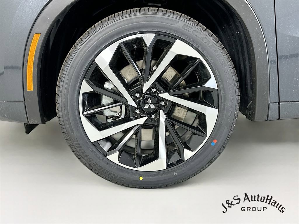 Used 2024 Mitsubishi Outlander SEL image 37