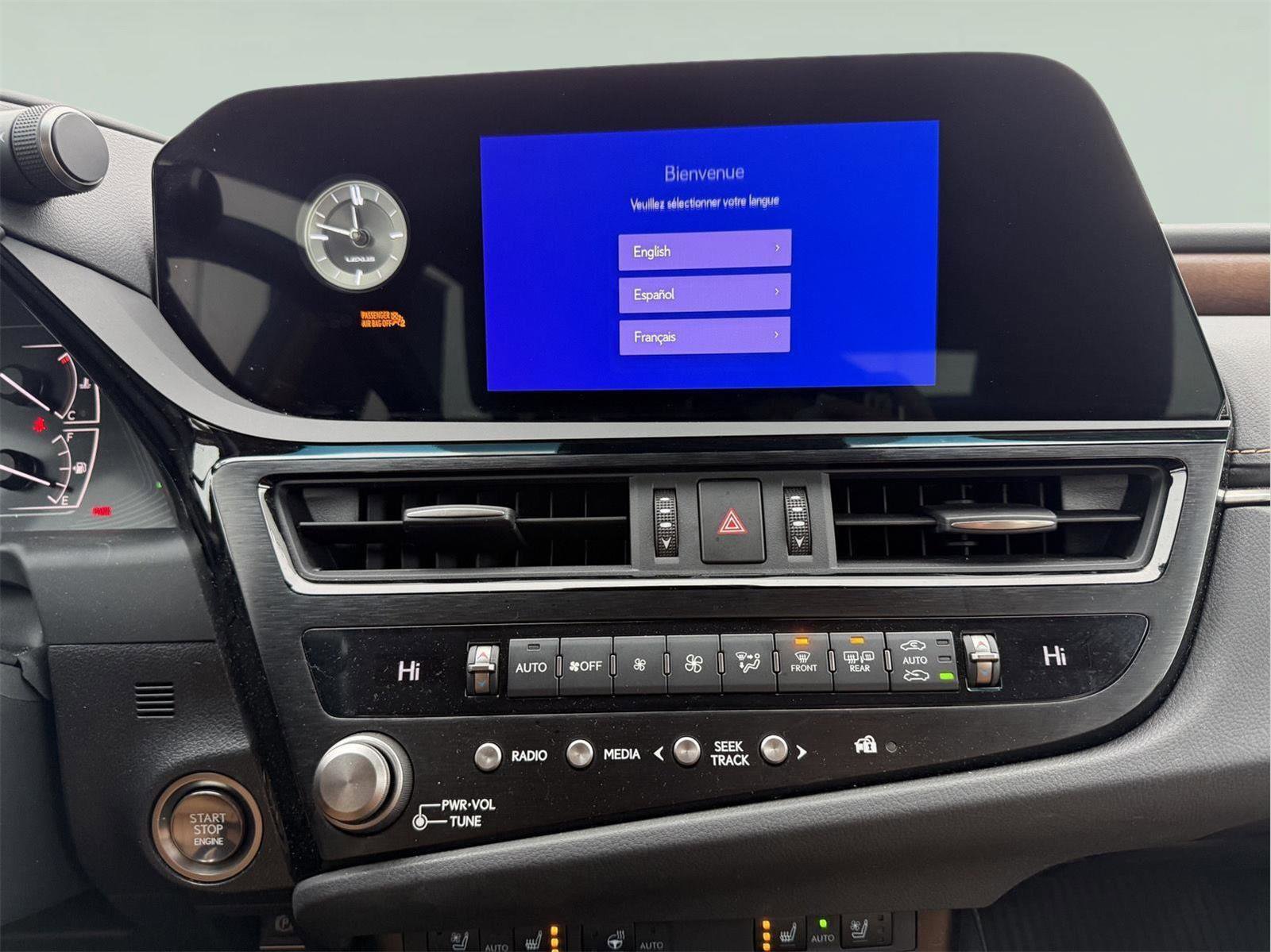 Certified 2023 Lexus ES 250 w/ Premium Package image 19
