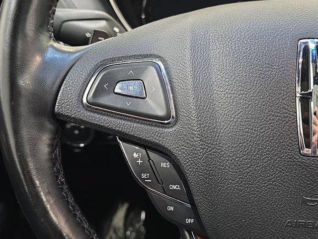 Used 2018 Lincoln MKX Select w/ Select Plus Package AWD/4WD image 16