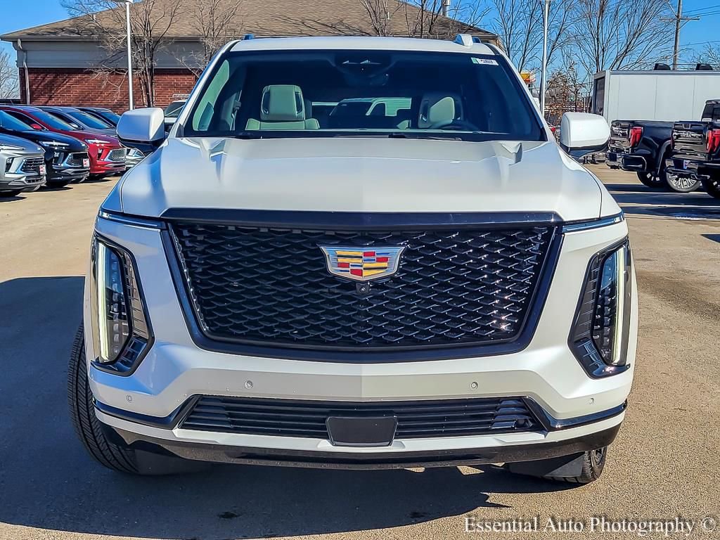 Used 2025 Cadillac Escalade Sport Platinum image 5