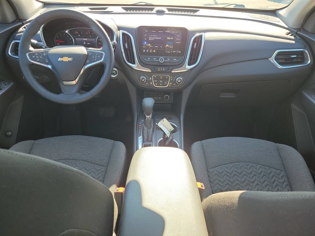 Used 2024 Chevrolet Equinox LT AWD/4WD image 12