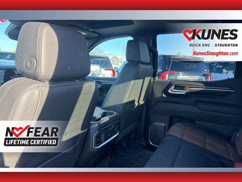 Used 2025 Chevrolet Silverado 1500 High Country image 18