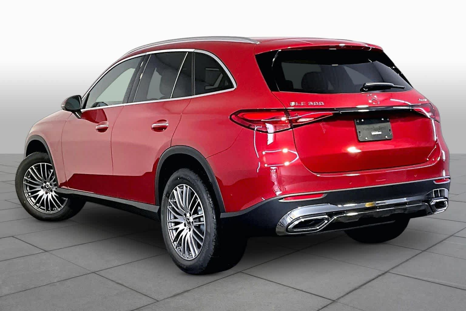 New 2026 Mercedes-Benz GLC 300 4MATIC image 3