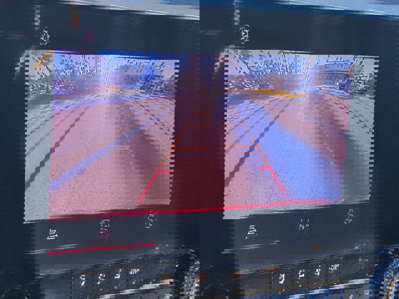 Used 2024 GMC Canyon Elevation w/ Convenience Package image 19