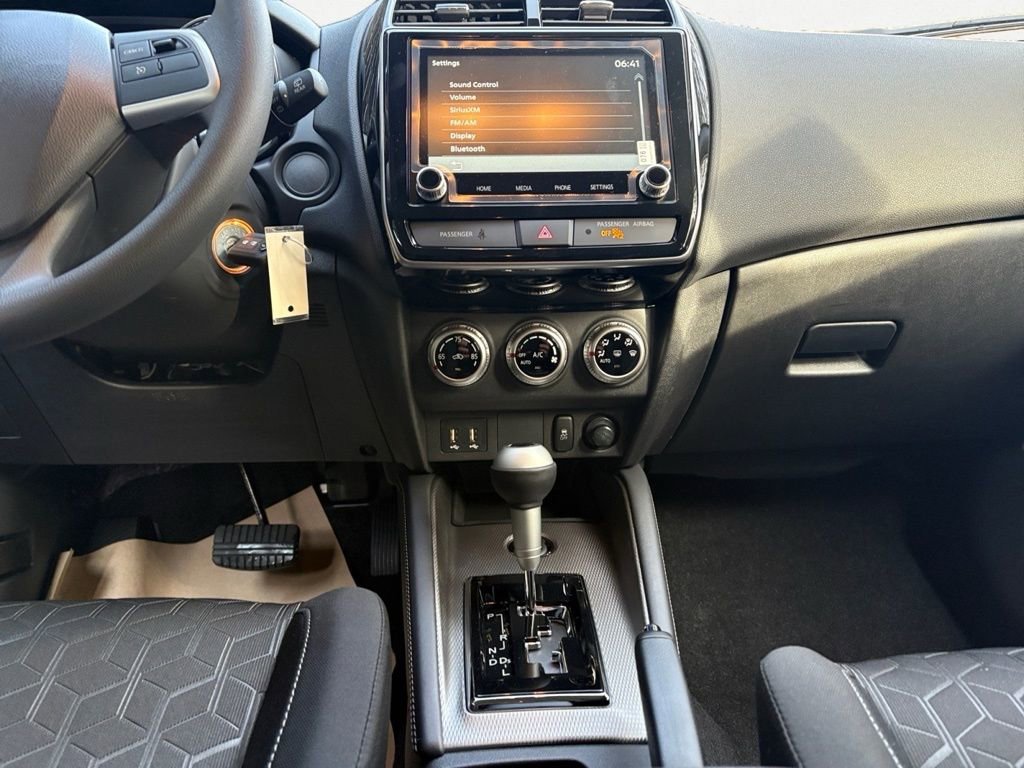 New 2026 Mitsubishi Outlander Sport ES image 18