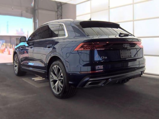 Used 2021 Audi Q8 Premium Plus w/ Premium Plus Package AWD/4WD image 3
