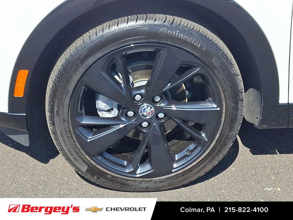 Certified 2023 Buick Envision Preferred w/ Sport Touring Package AWD/4WD image 10