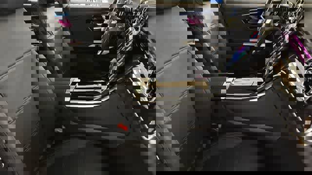 Used 2026 Mercedes-Benz GLC 300 4MATIC image 36