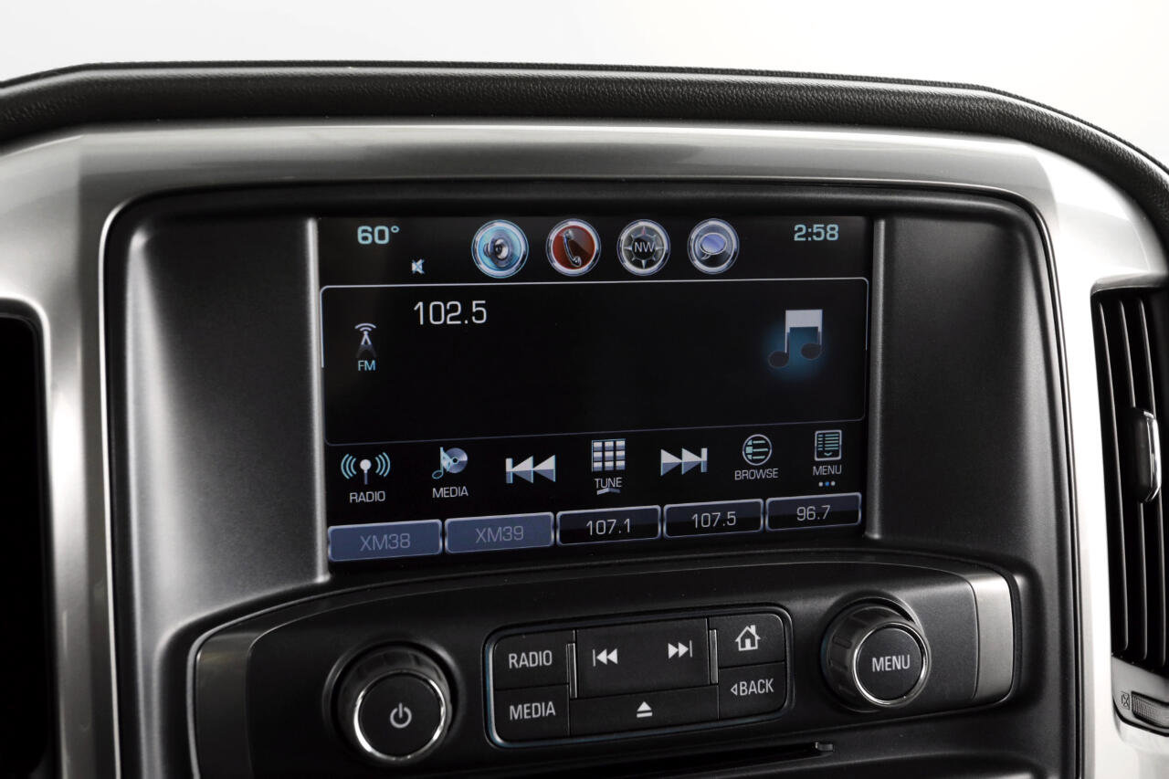 Used 2018 Chevrolet Silverado 2500 LTZ image 21