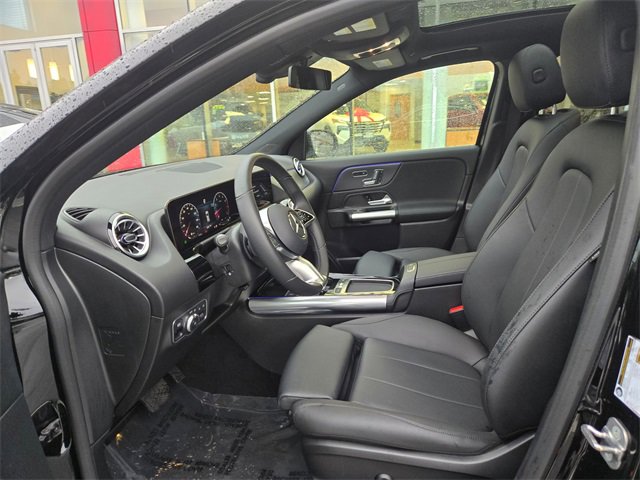 Used 2025 Mercedes-Benz GLA 250 4MATIC image 21