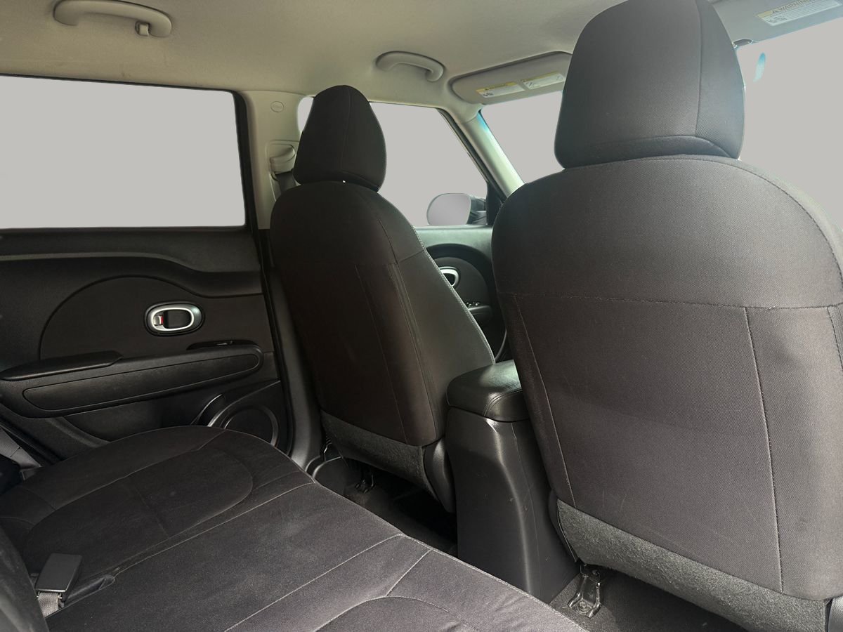 Used 2019 Kia Soul FWD image 16