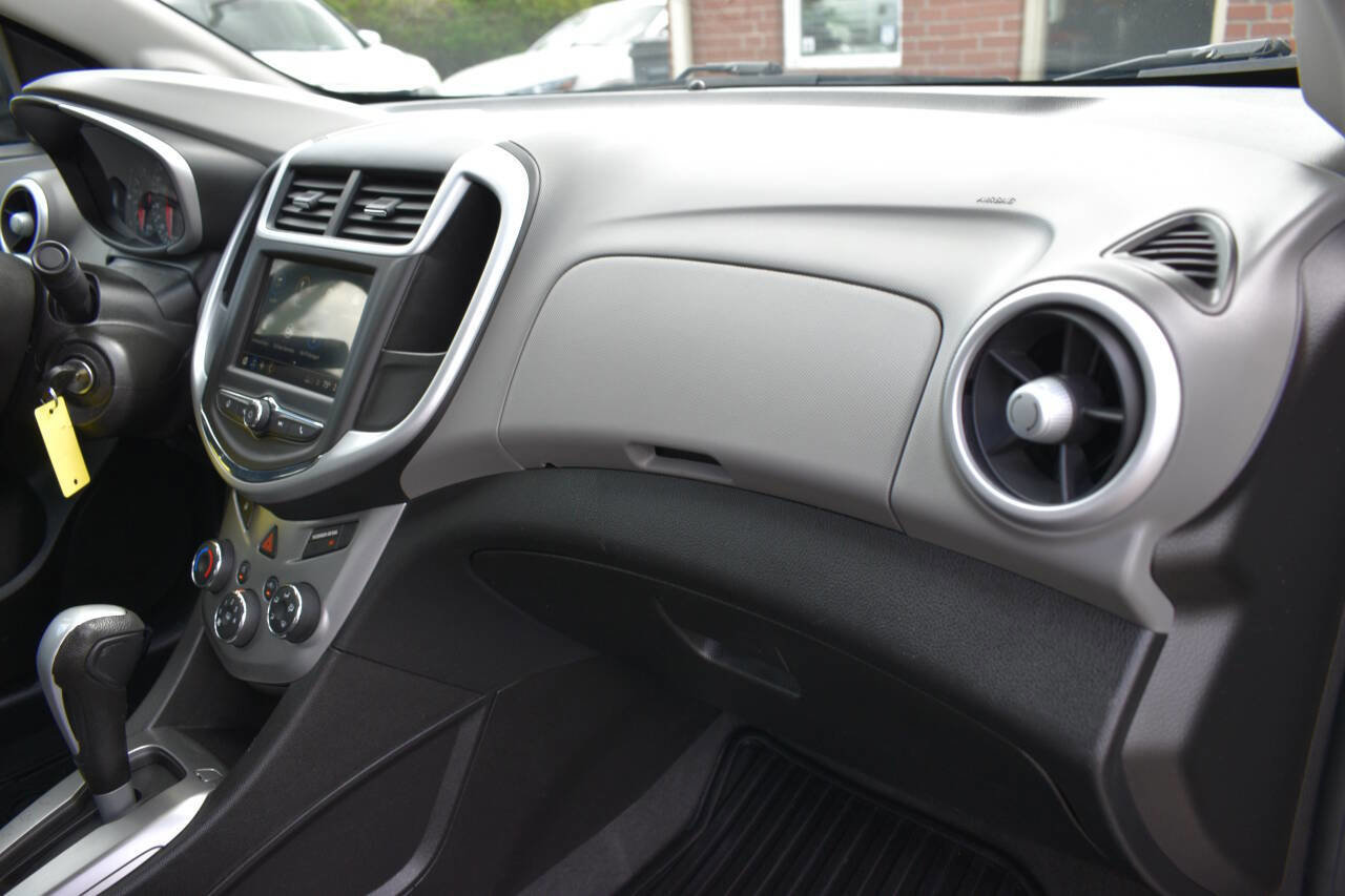 Used 2019 Chevrolet Sonic LT image 20