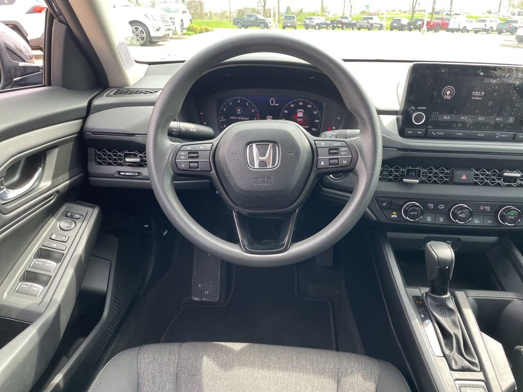 Used 2025 Honda Accord SE image 14